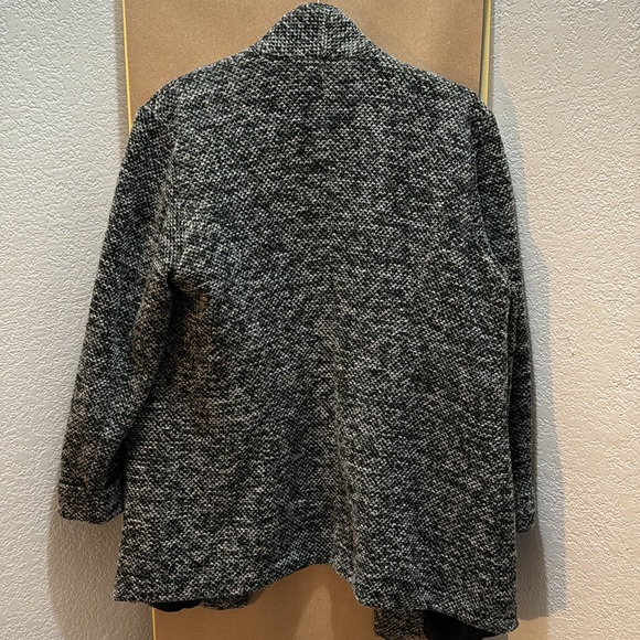 Lauren Conrad Gray and Black Tweed Blazer - Picture 4 of 4